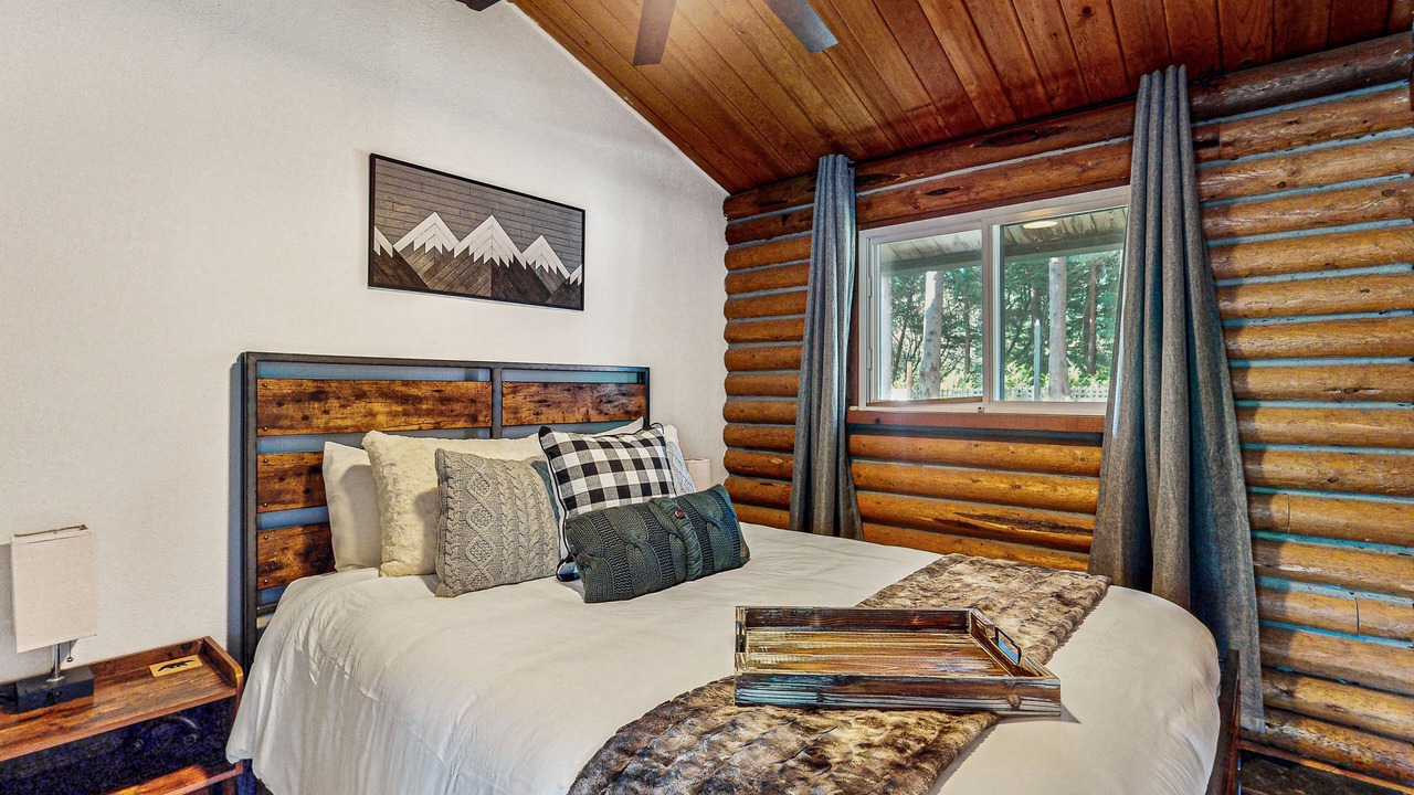 Photo of Bedroom in Gold Bar