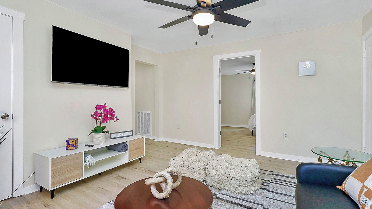 Photo of Livingroom in Cornelius