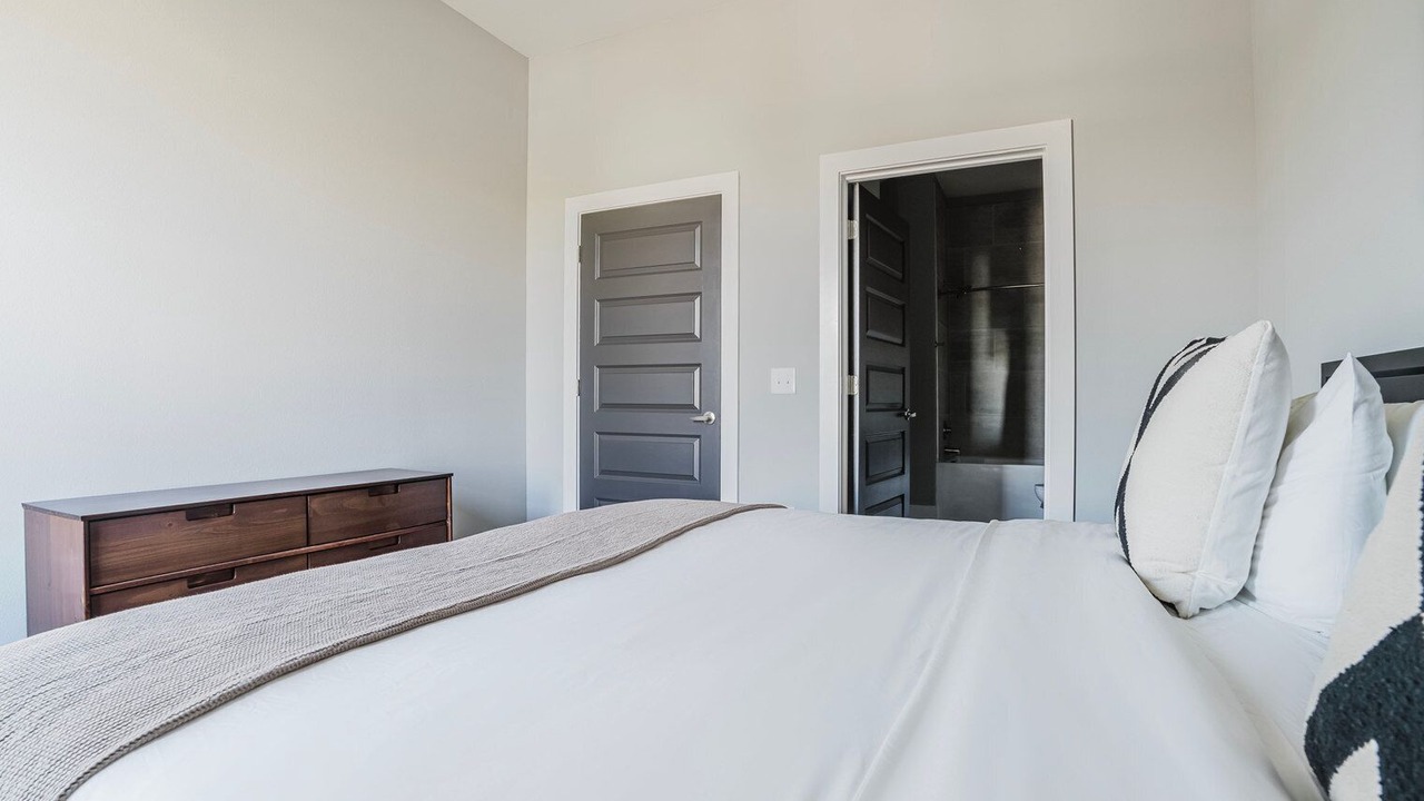 Photo of Bedroom in McNeil