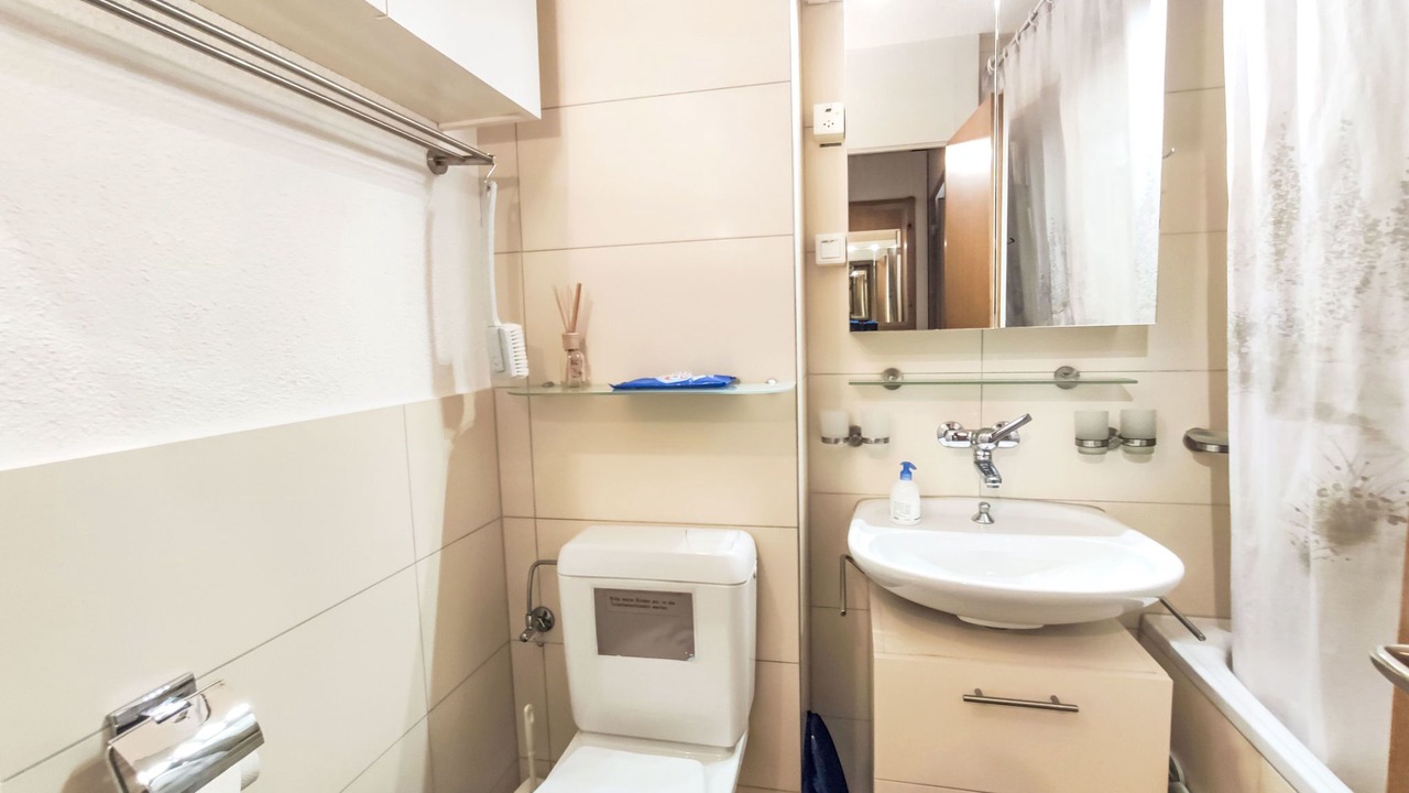 Photo of Bathroom in Davos-Dorf