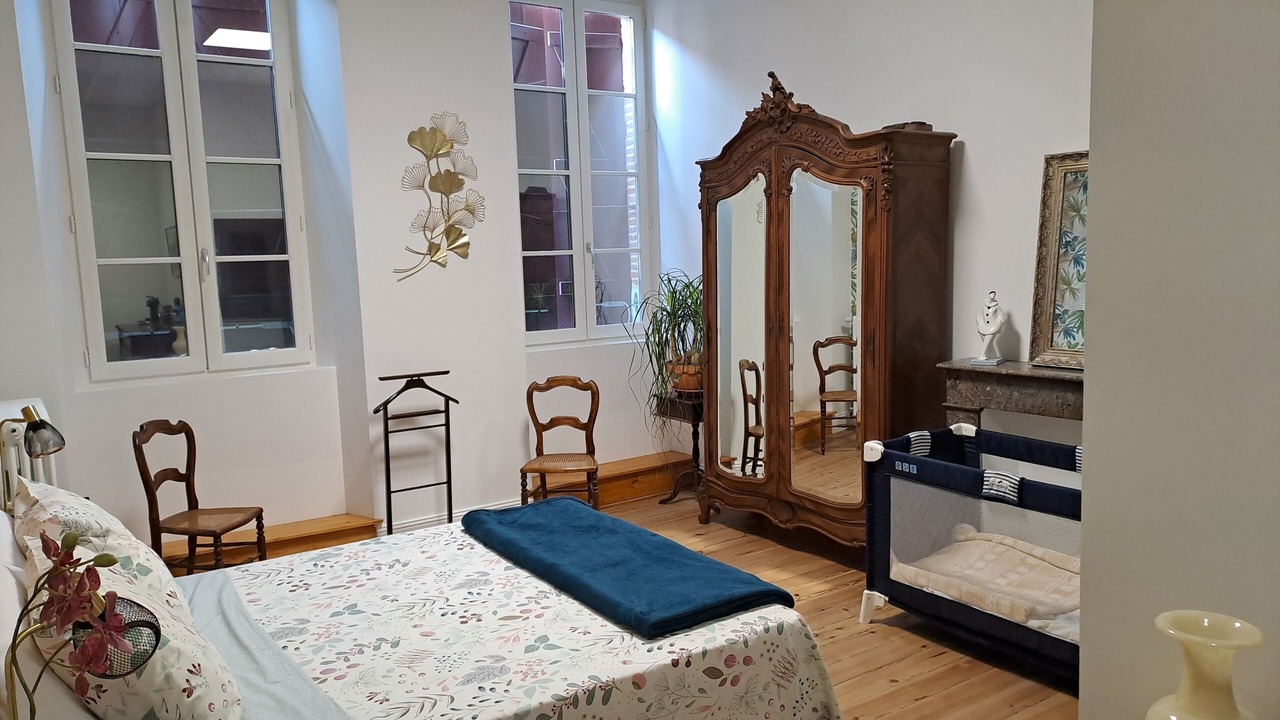 Photo of Bedroom in Beaumont-de-Lomagne