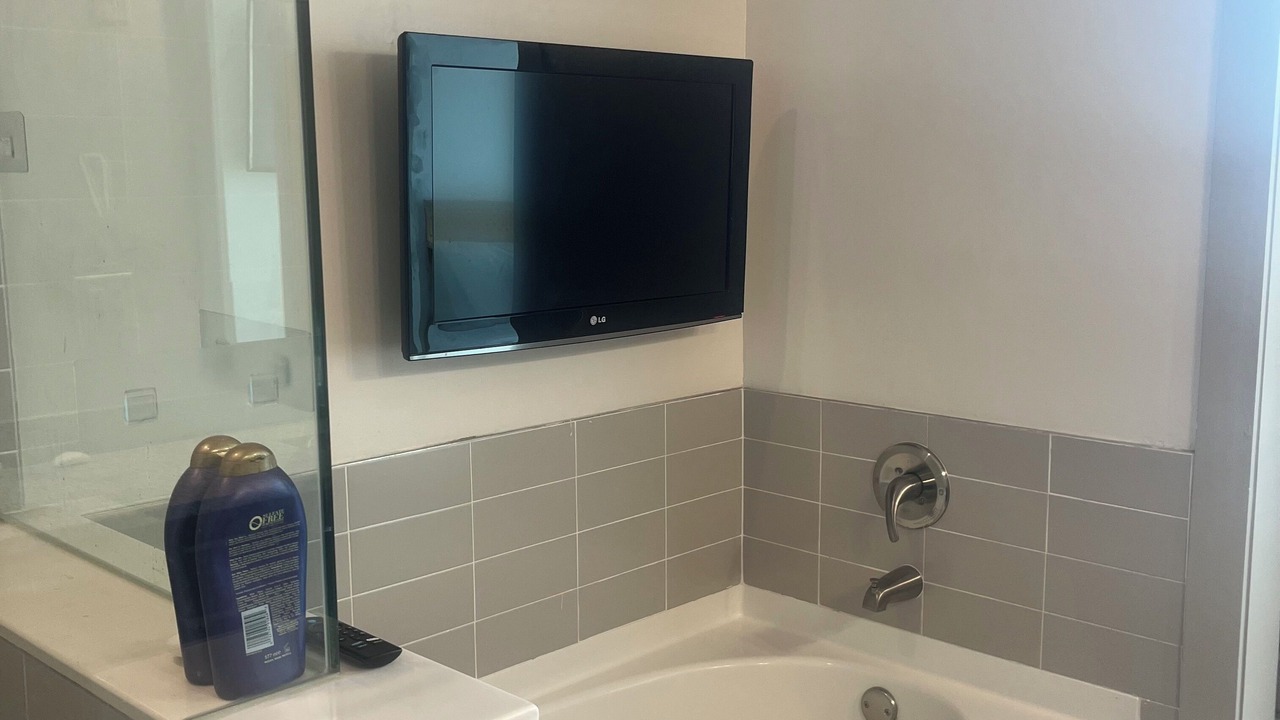 Photo of Bathroom in Peachtree Center