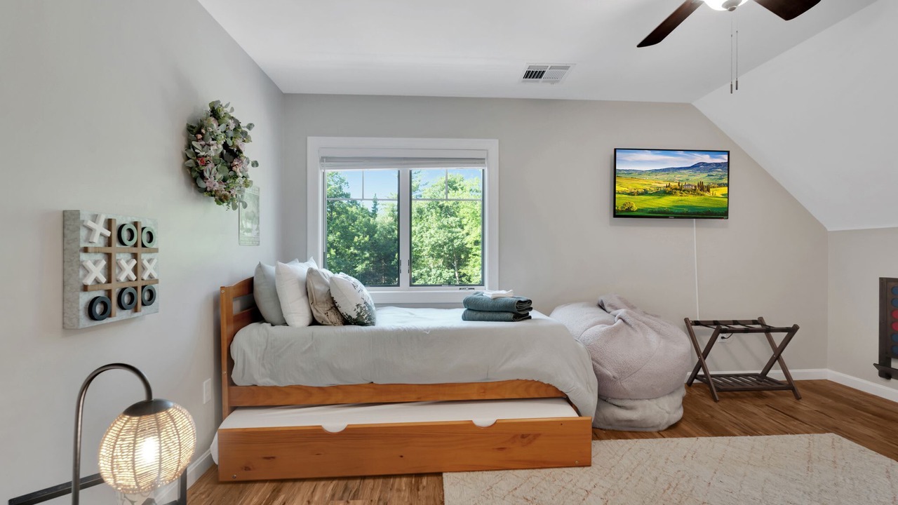 Photo of Bedroom in Conway