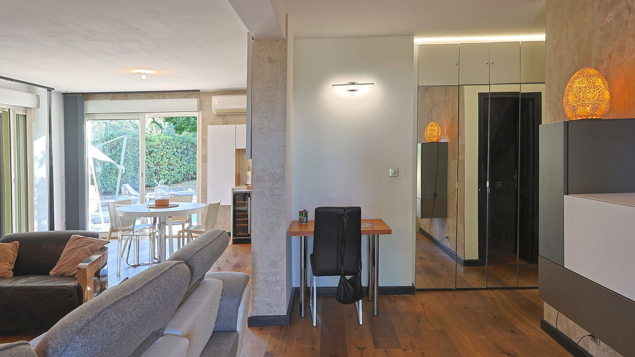 Photo of Livingroom in Furiani