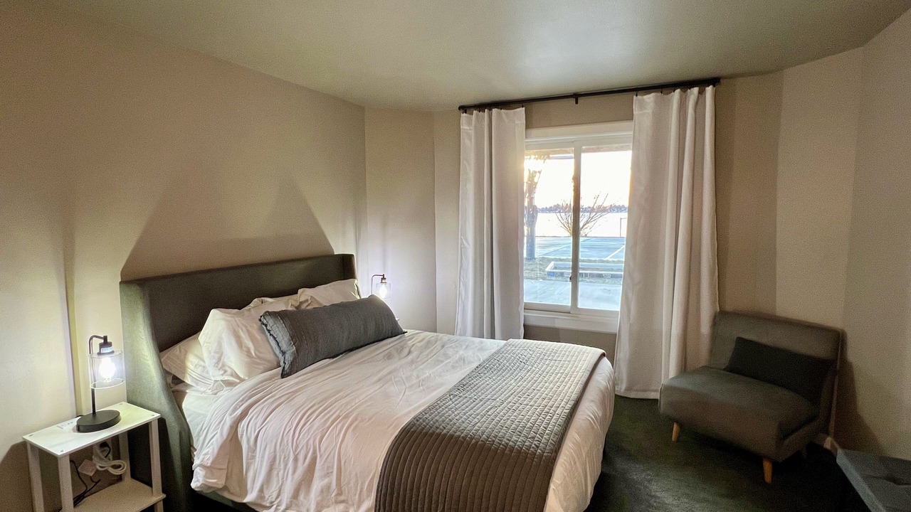 Photo of Bedroom in Cascade Valley