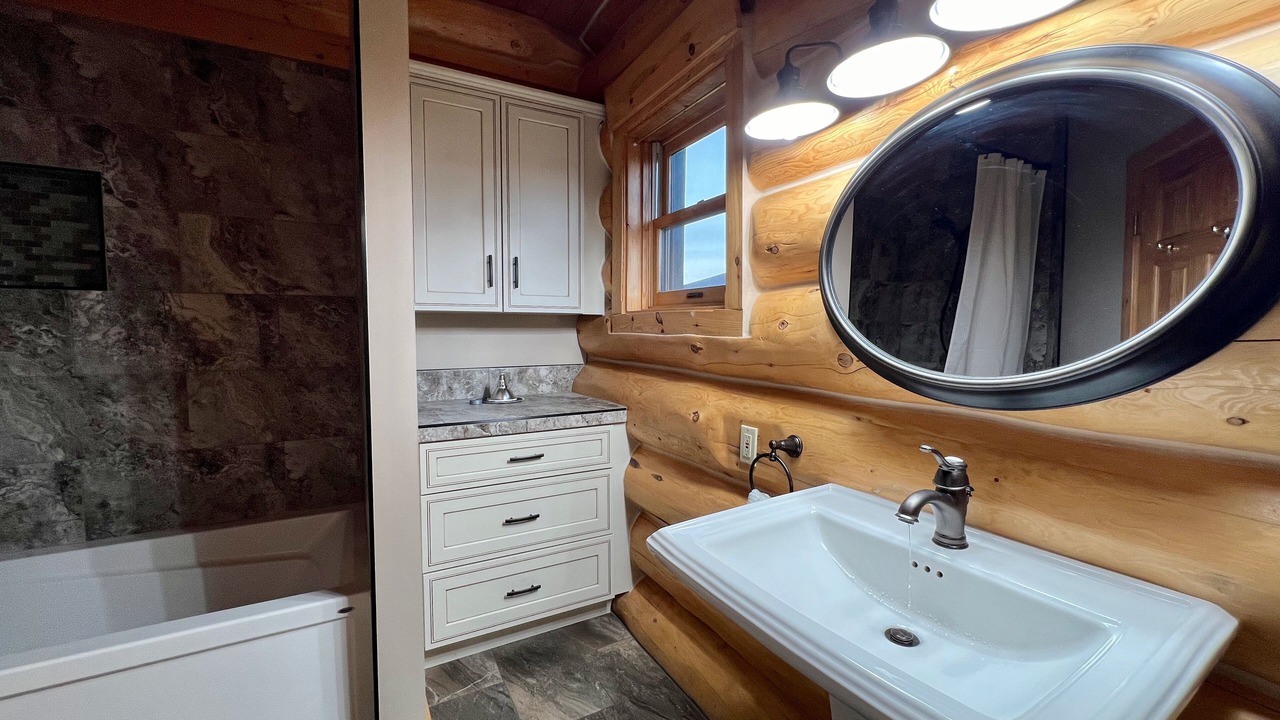 Photo of Bathroom in Cascade Valley