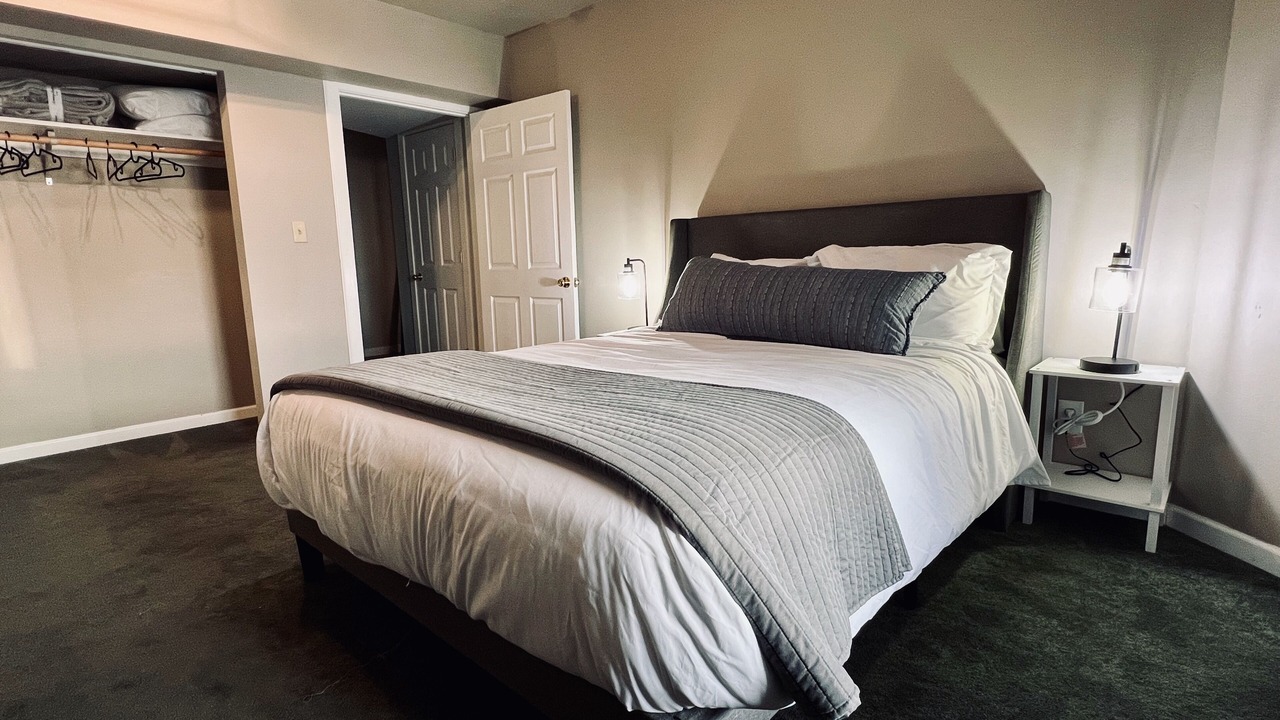 Photo of Bedroom in Cascade Valley