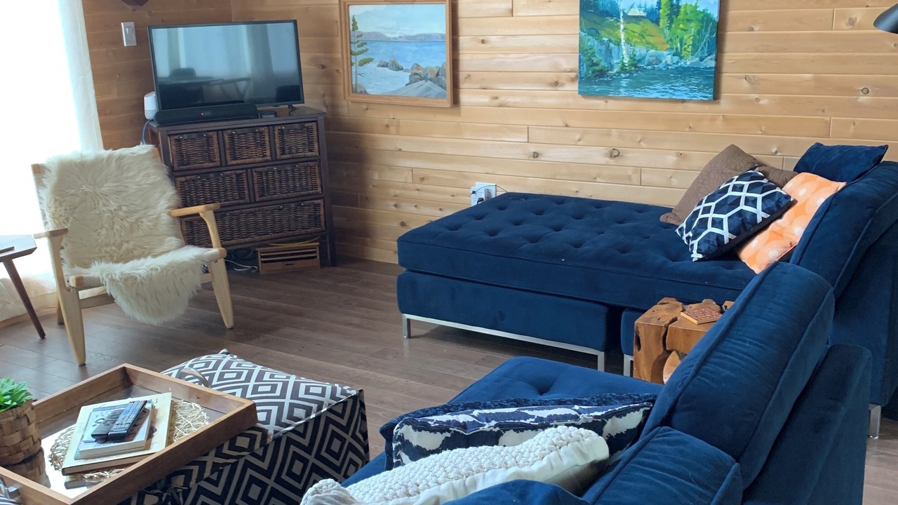 Photo of Livingroom in Shuniah