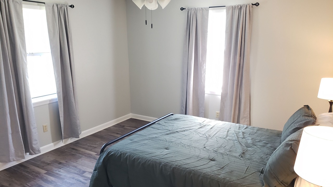 Photo of Bedroom in Pope