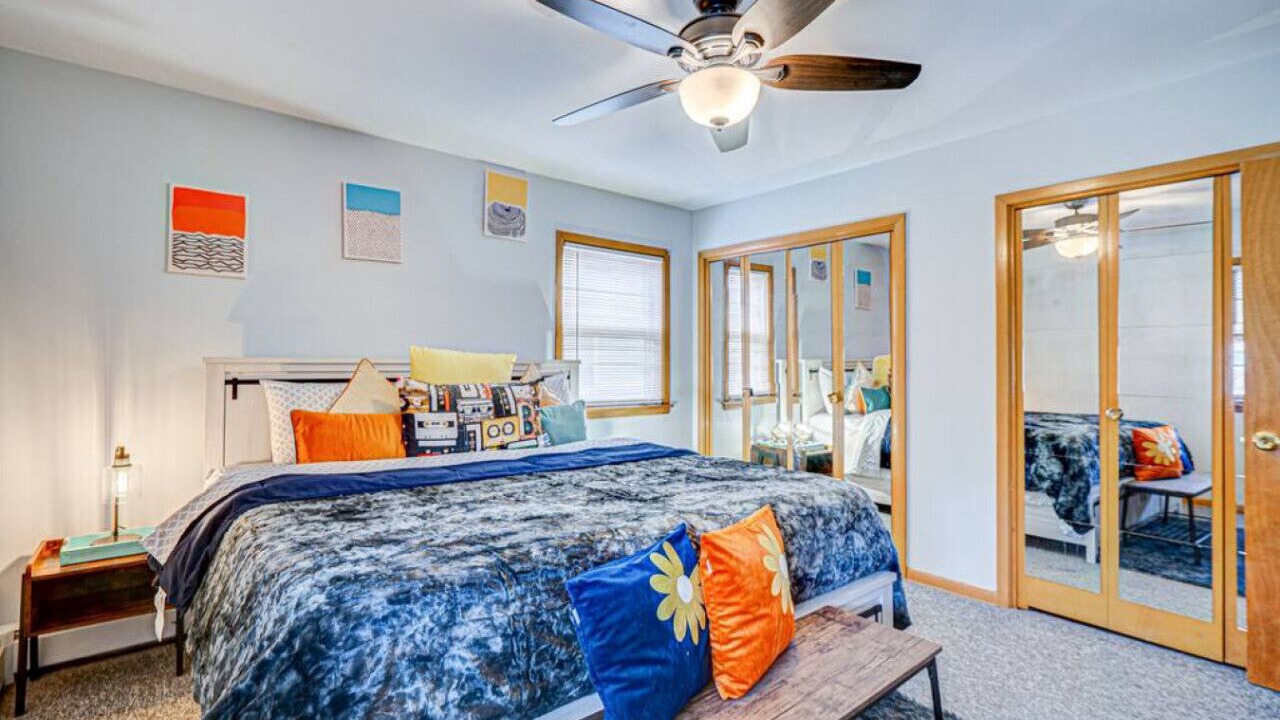 Photo of Bedroom in Elmwood Park