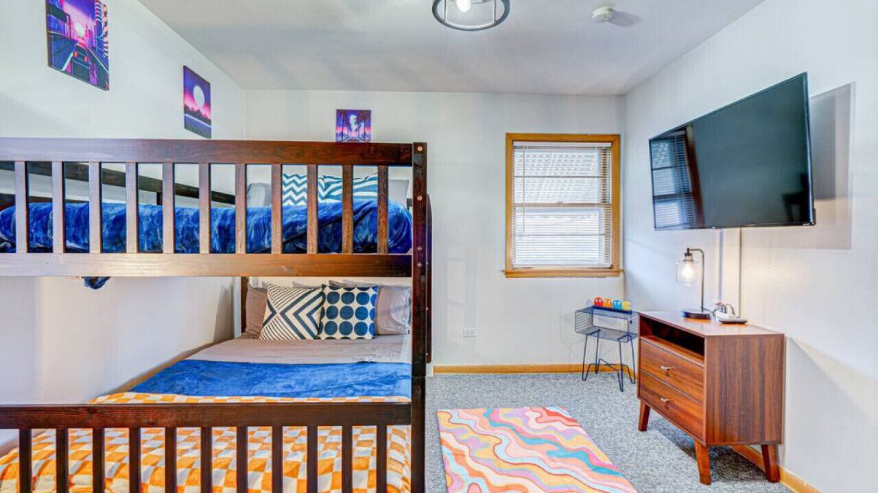 Photo of Bedroom in Elmwood Park