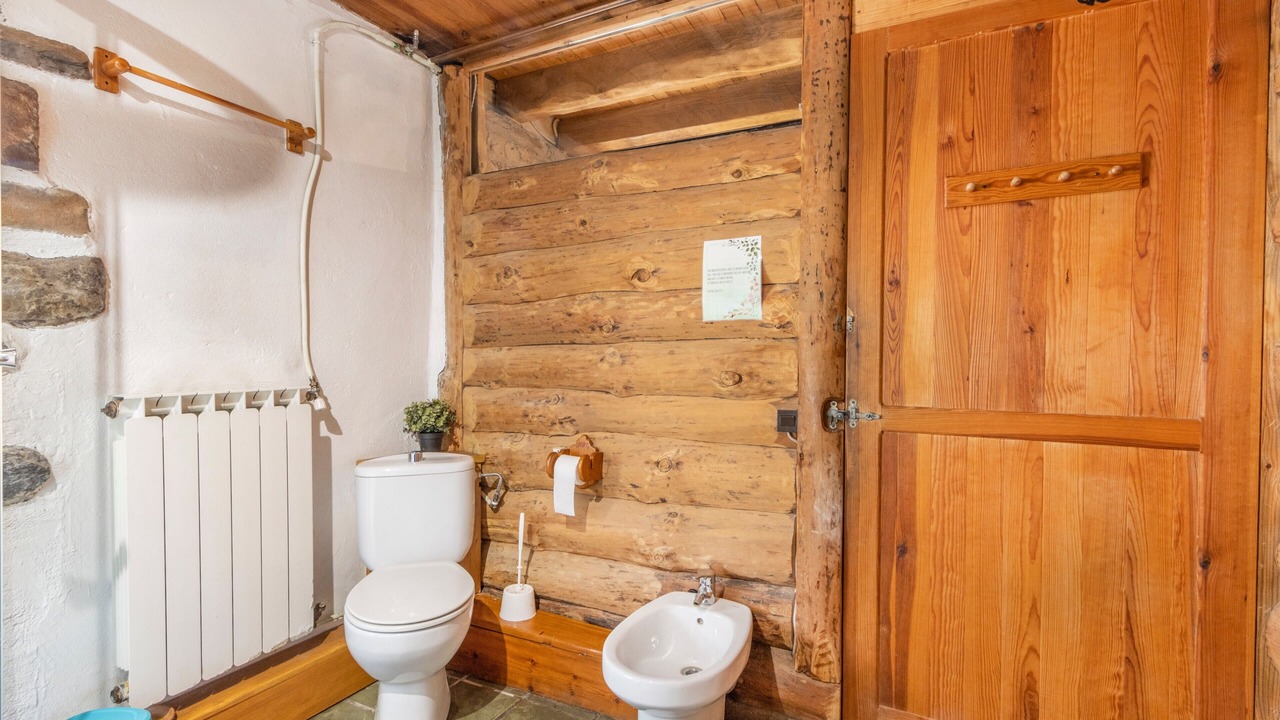 Photo of Bathroom in Abella de la Conca