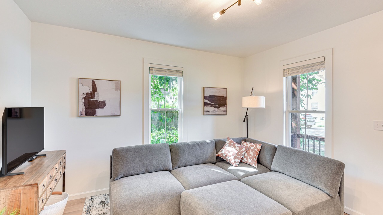 Photo of Bedroom in Near Northwest