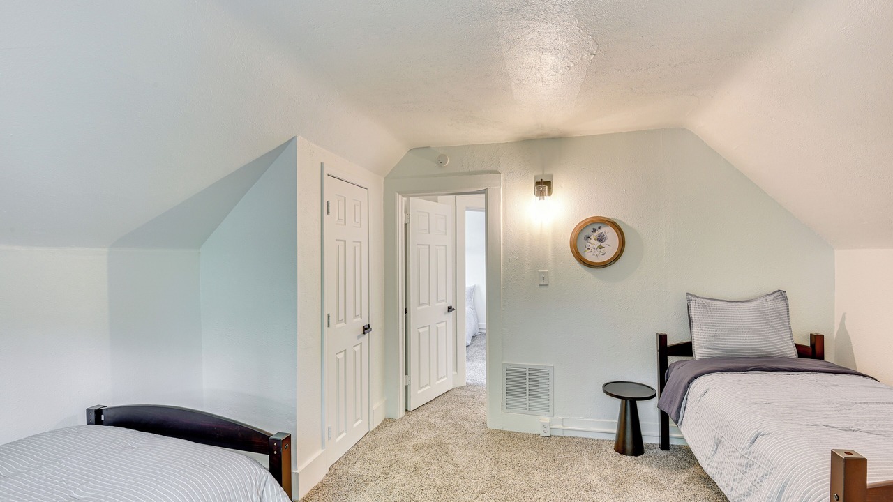 Photo of Bedroom in Near Northwest