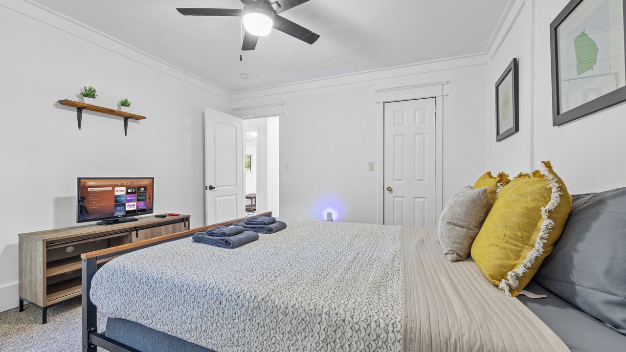 Photo of Bedroom in East Point