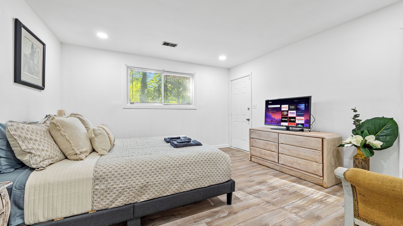 Photo of Bedroom in East Point