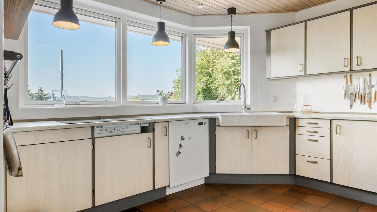 Photo of Others in Bjert