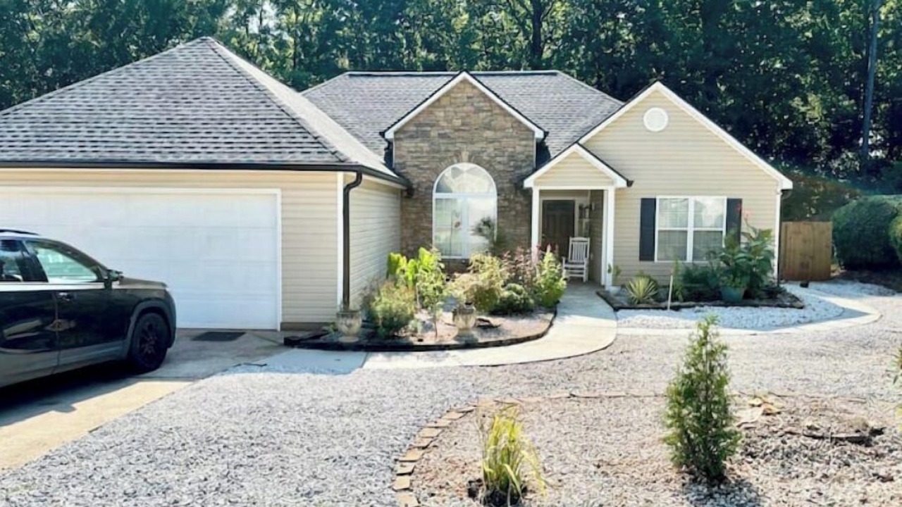 Photo of Outdoor in Auburn