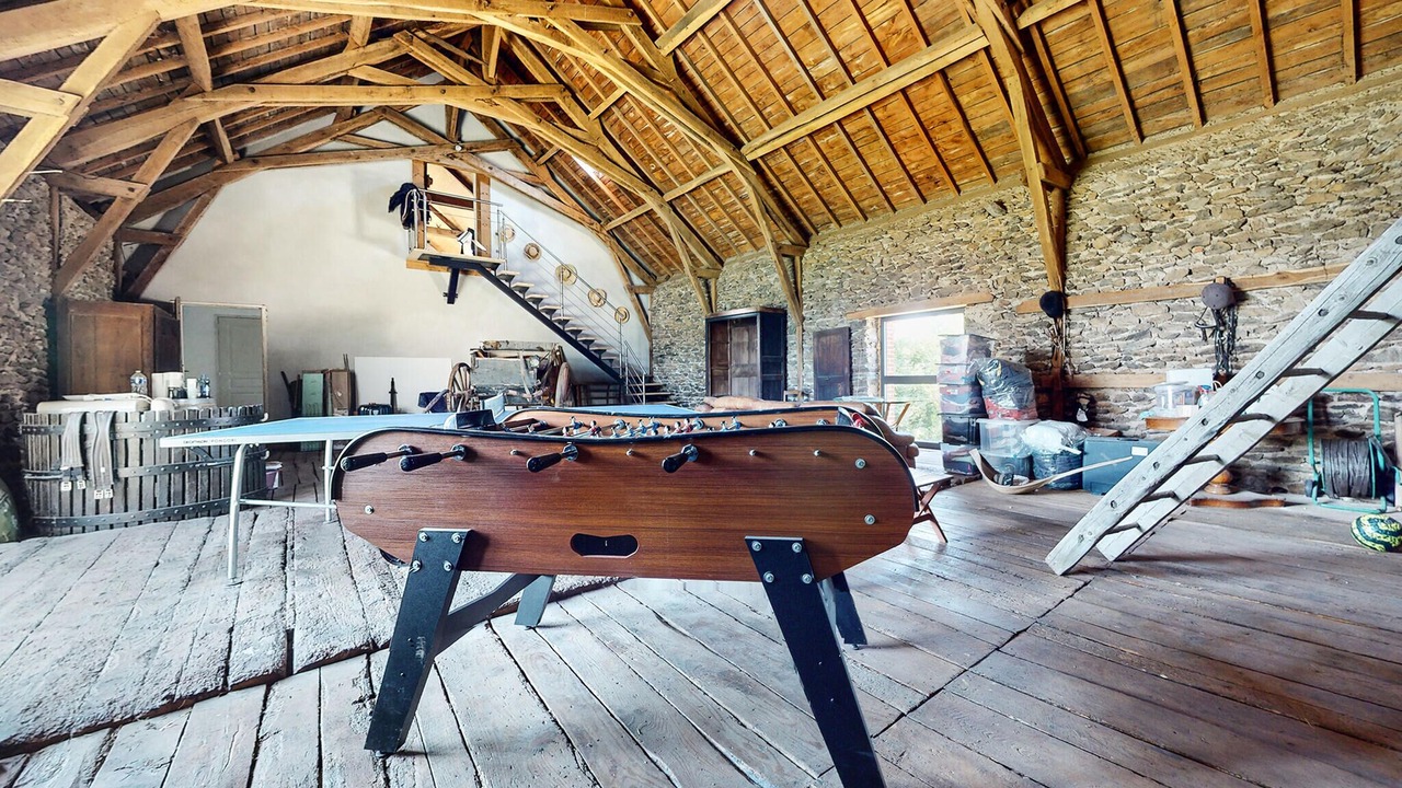 Photo of Others in Bourg-Lastic