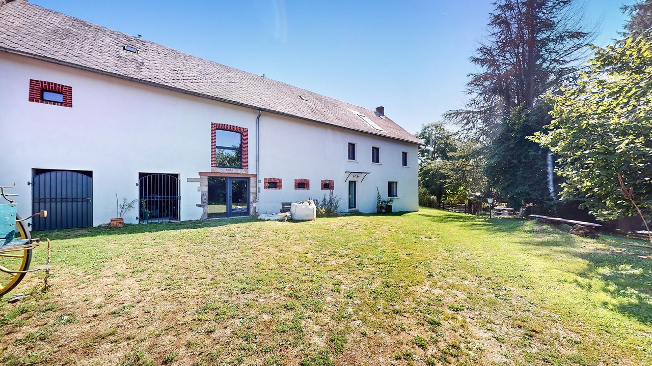 Photo of Others in Bourg-Lastic