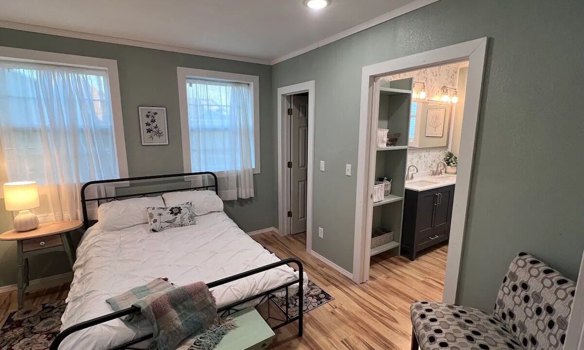 Photo of Bedroom in Willow Springs