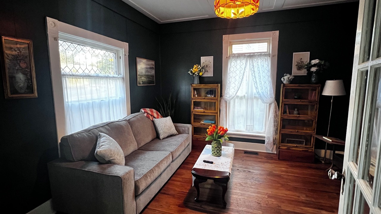 Photo of Livingroom in Willow Springs