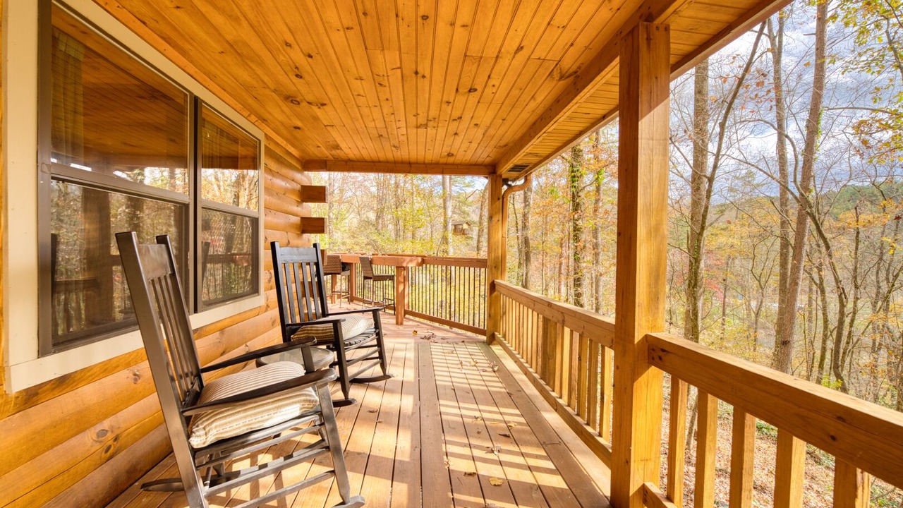 Photo of Patio Balcony in Ellijay