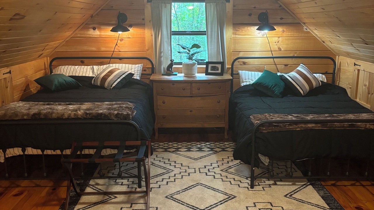Photo of Bedroom in Ellijay