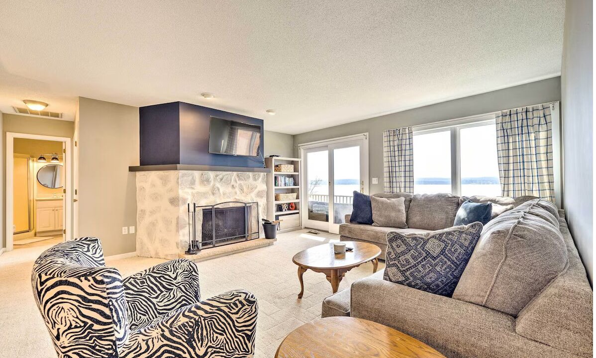 Photo of Livingroom in Dewittville