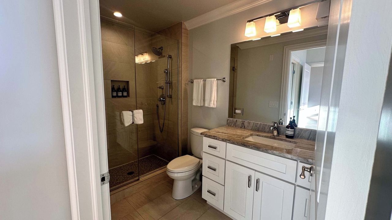Photo of Bathroom in Near West Side