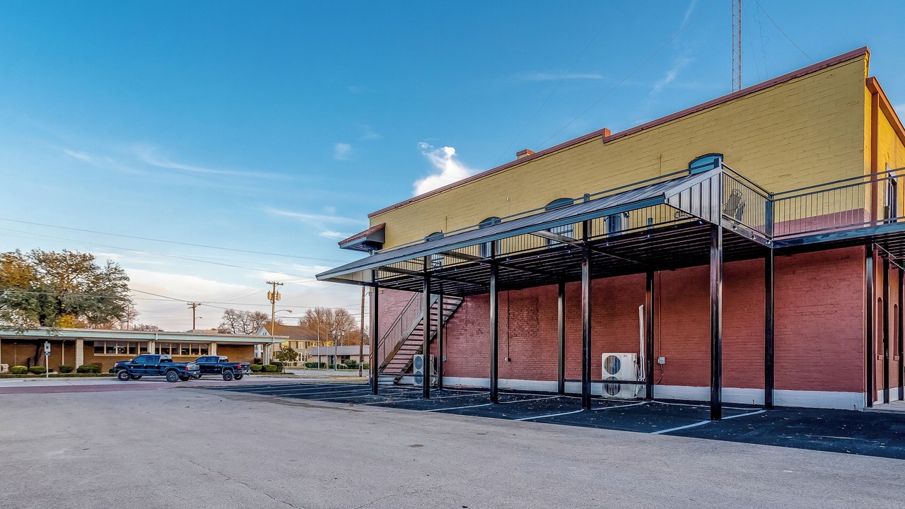 Photo of Outdoor in Gainesville