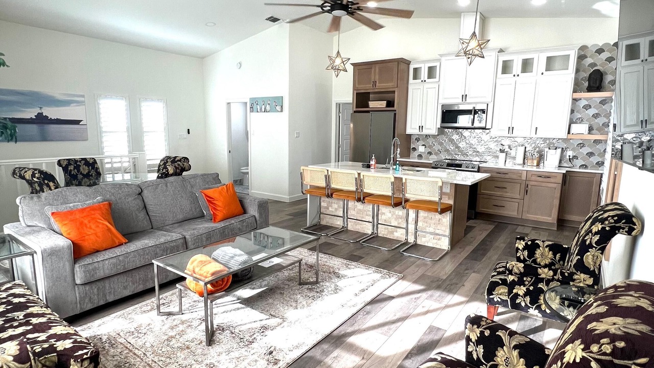 Photo of Livingroom in Del Mar