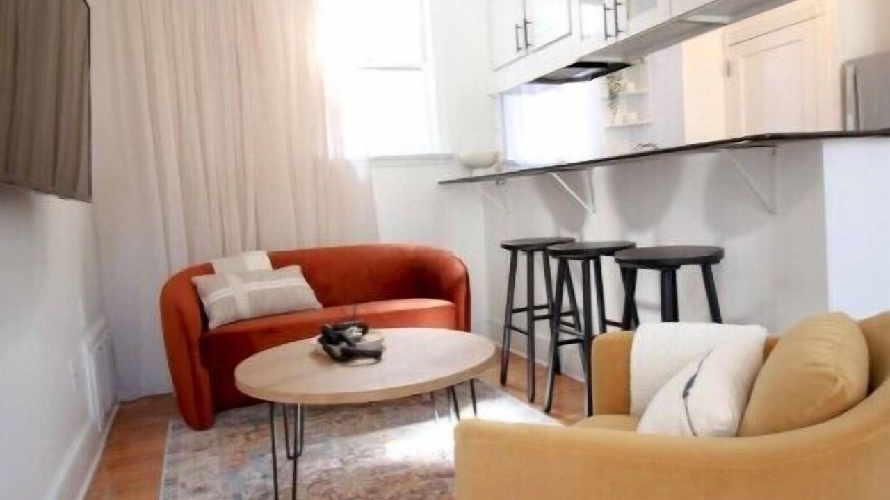 Photo of Livingroom in Rittenhouse Row