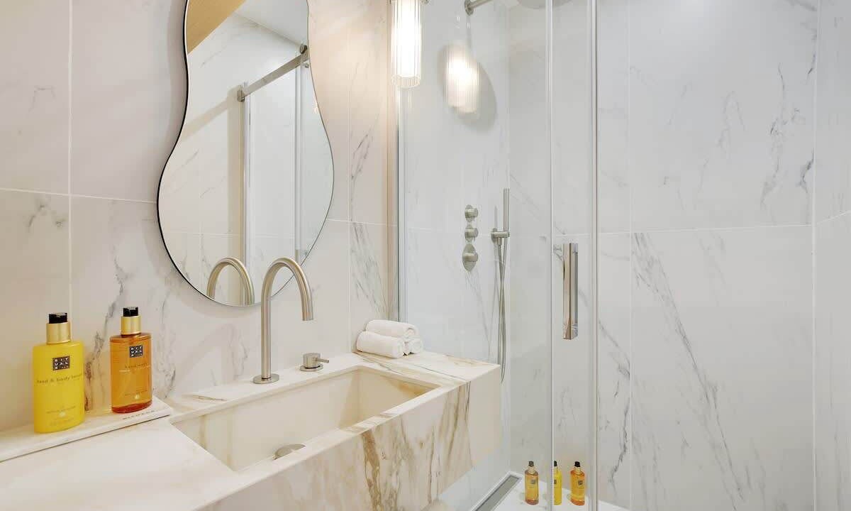 Photo of Bathroom in Palais-Royal