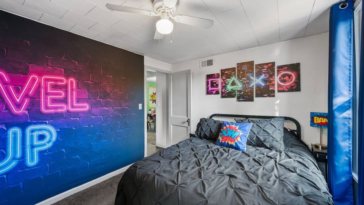 Photo of Bedroom in Edgewater