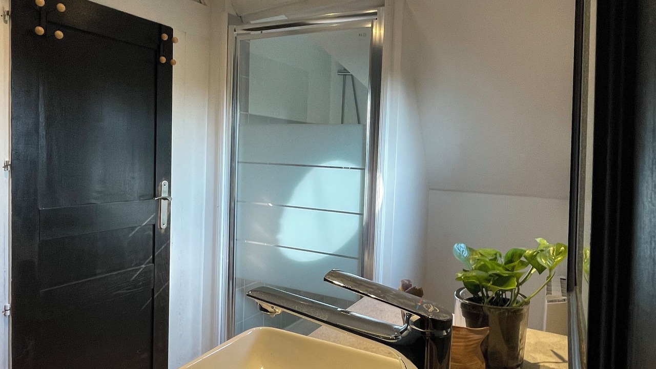 Photo of Bathroom in Comines