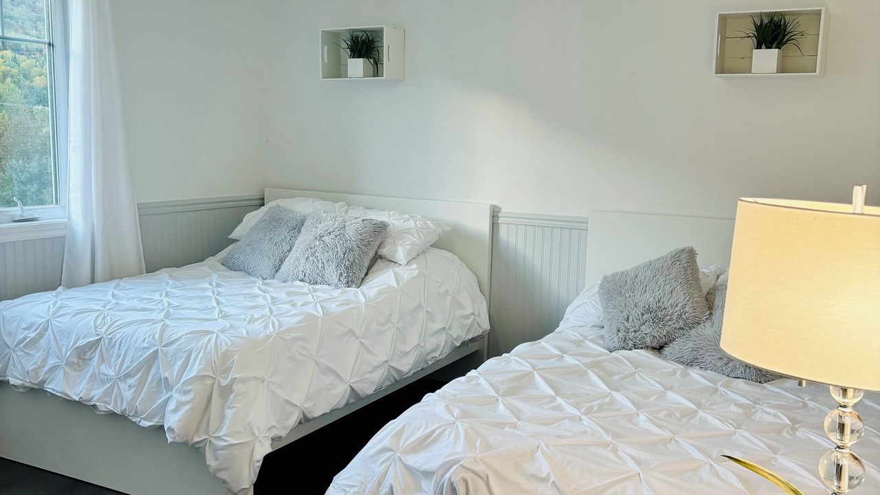 Photo of Bedroom in Baie-St-Paul