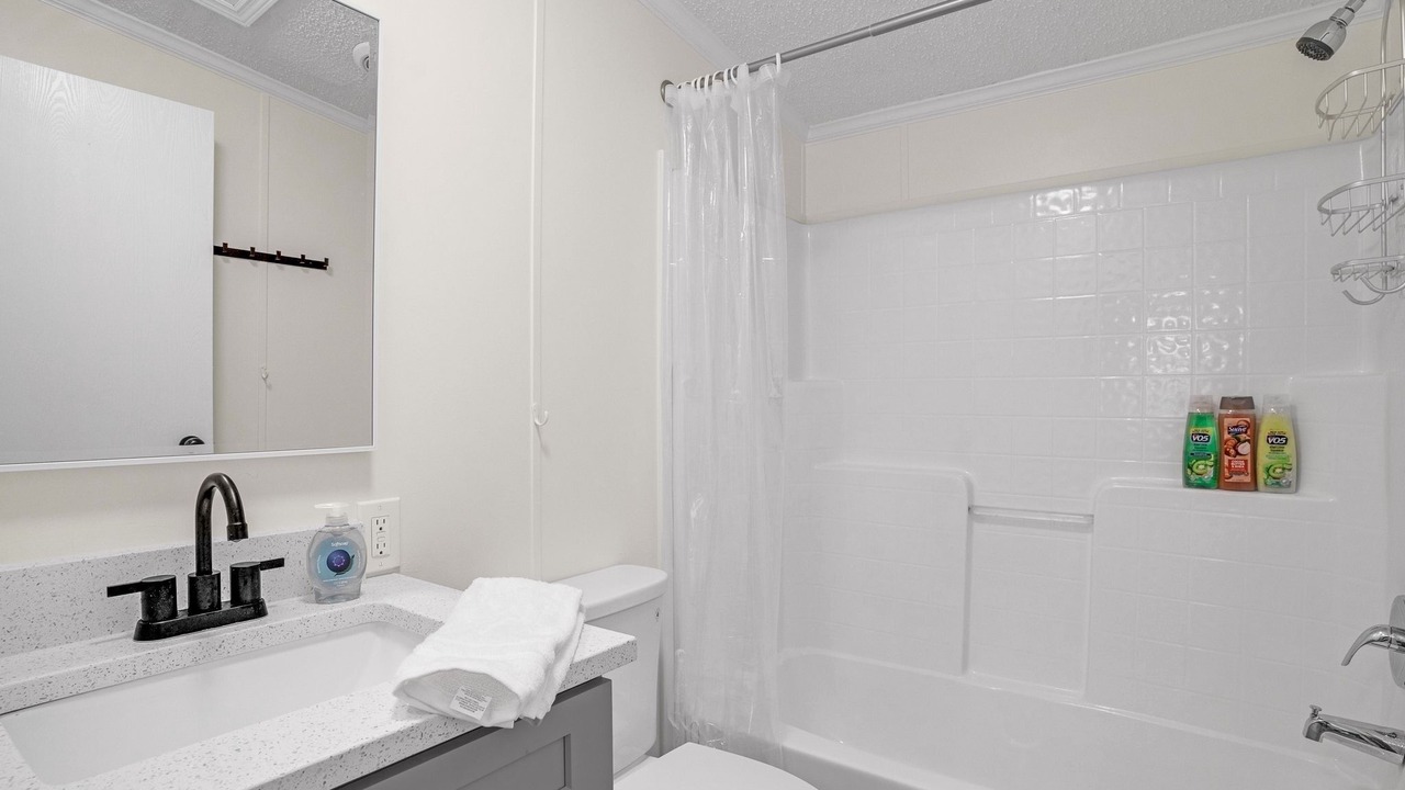 Photo of Bathroom in Groveland
