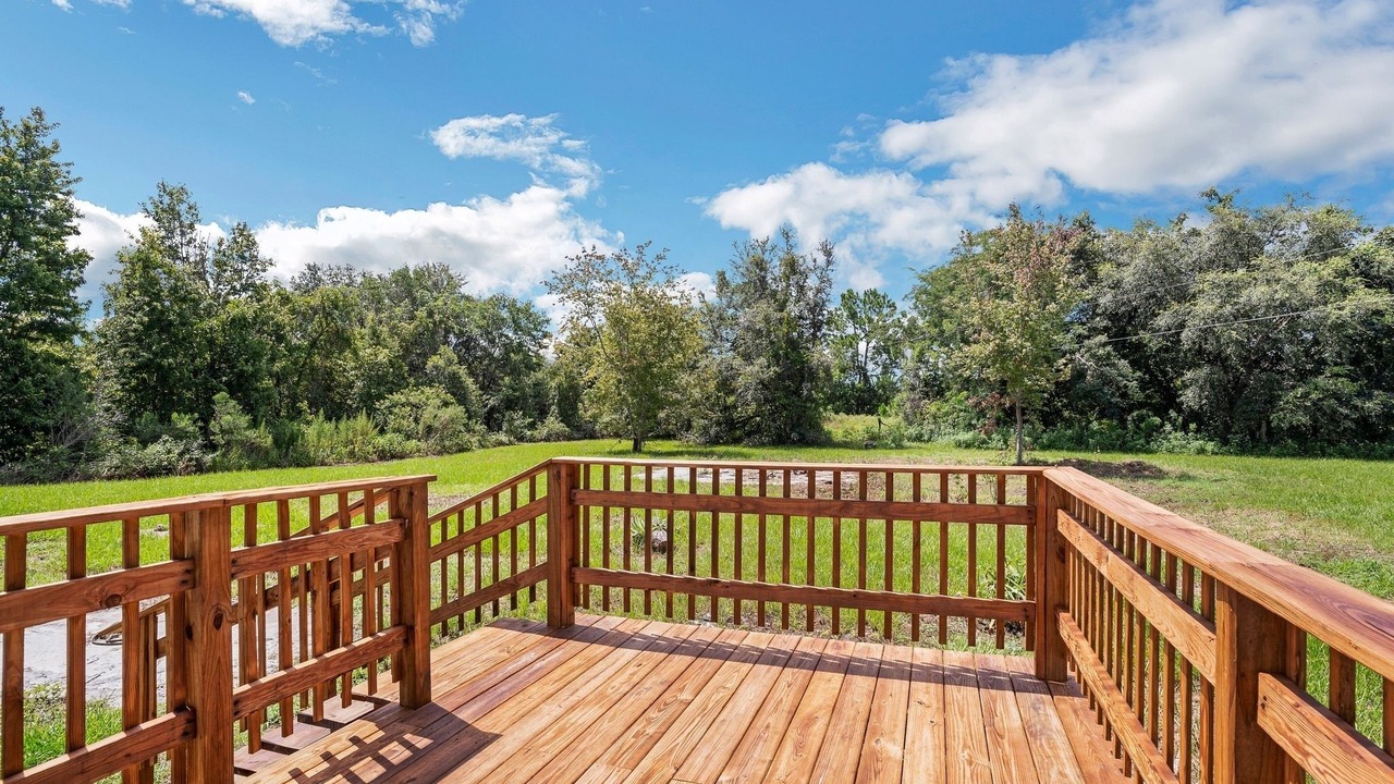 Photo of Outdoor in Groveland