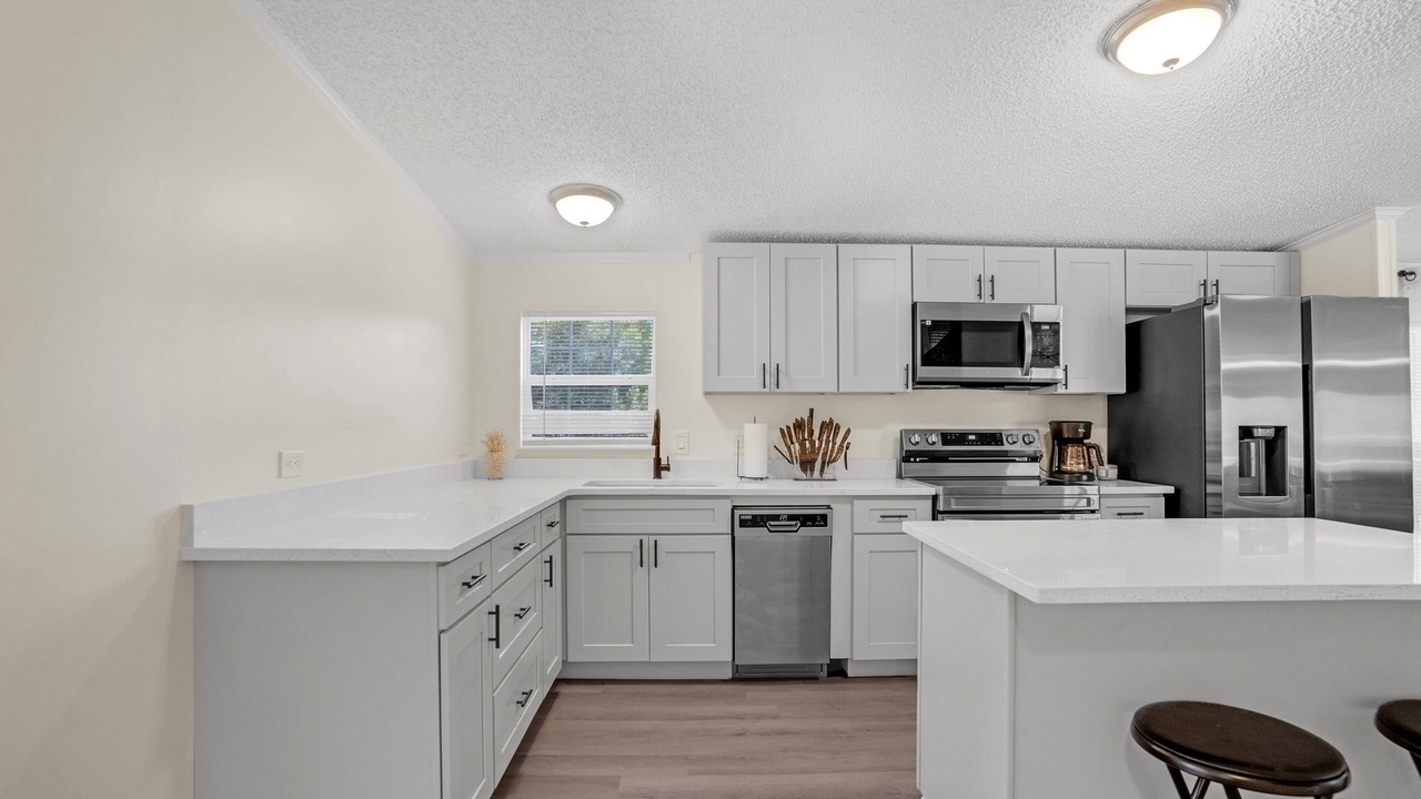 Photo of Kitchen in Groveland