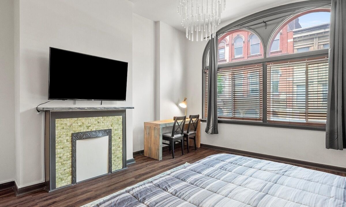 Photo of Bedroom in South Side Flats