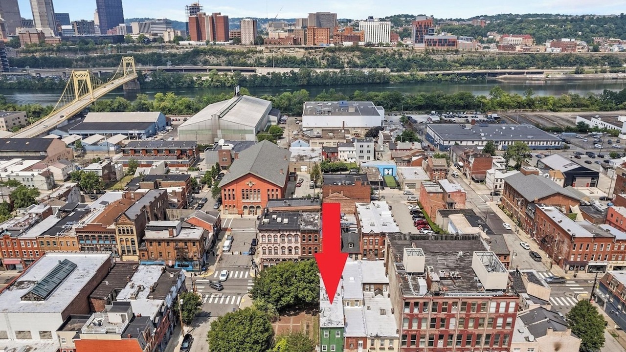 Photo of Outdoor in South Side Flats