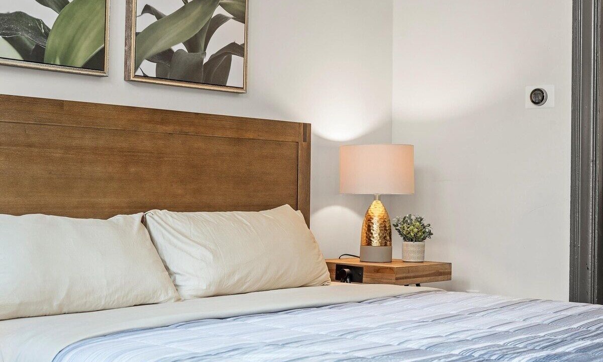 Photo of Bedroom in South Side Flats