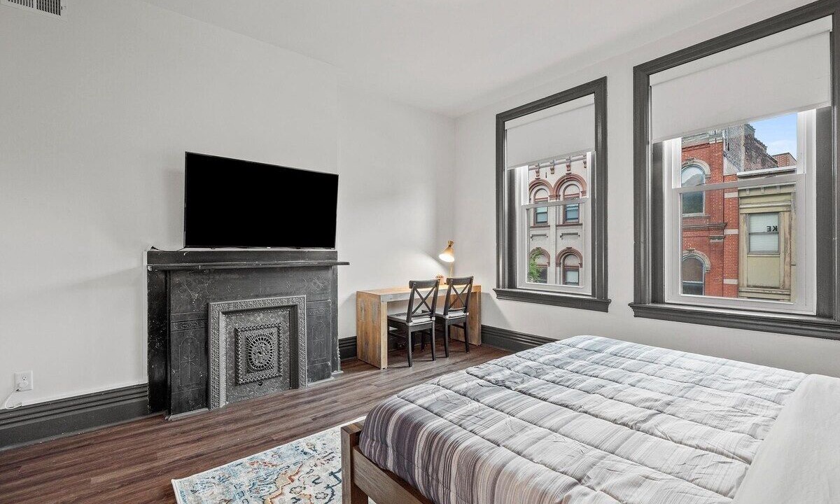 Photo of Bedroom in South Side Flats