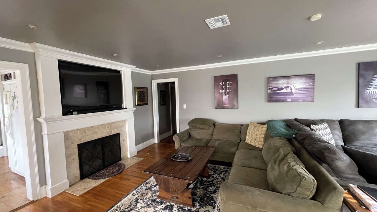 Photo of Livingroom in Tulsa