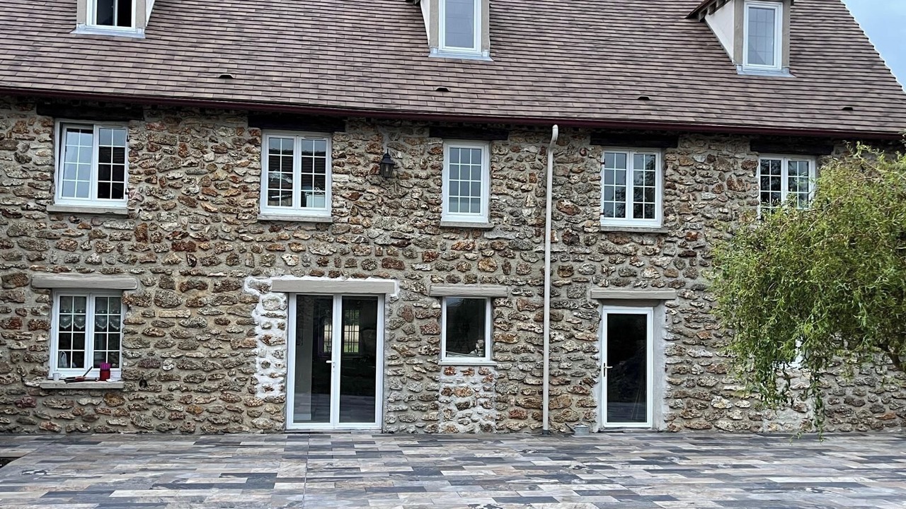 Photo of Outdoor in Saint-Cyr-sur-Morin