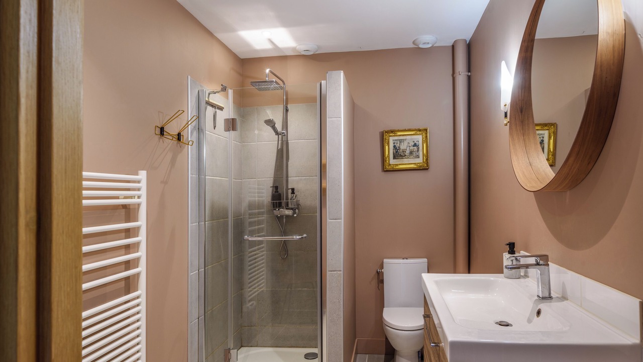 Photo of Bathroom in Mazieres-de-Touraine