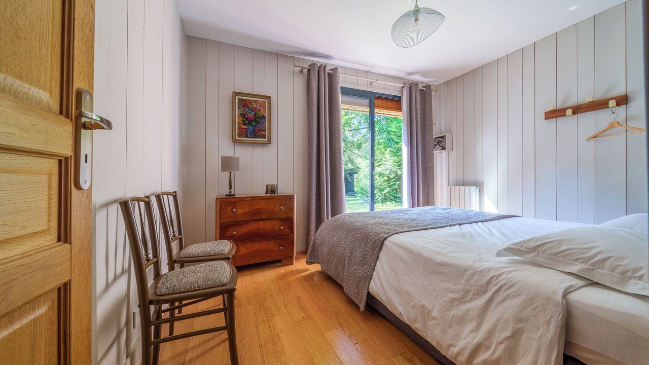 Photo of Bedroom in Mazieres-de-Touraine