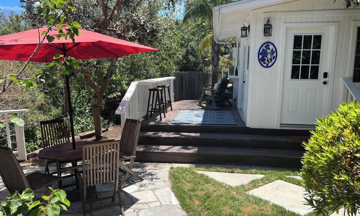 Photo of Outdoor in Fernwood