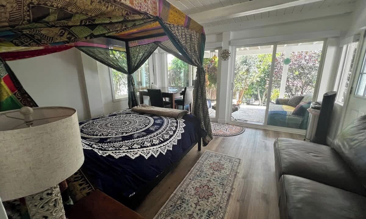 Photo of Outdoor in Fernwood